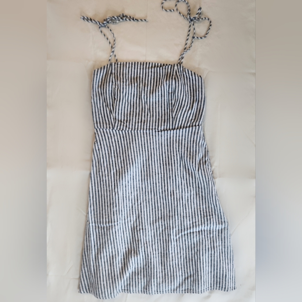 Old Navy Black and White Striped Mini Dress